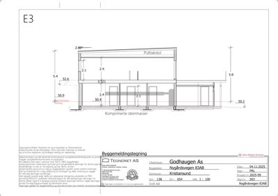 Snittegning (Snitt AA) som viser bygningens tverrsnitt, høyder, konstruksjoner og materialer.