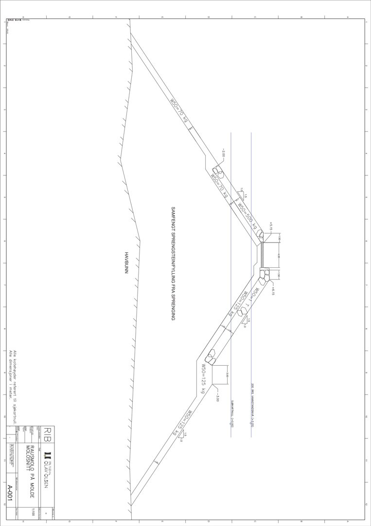 Snittegning som viser tverrsnittet av en bygning eller konstruksjon, inkludert høydemål og vinkler.