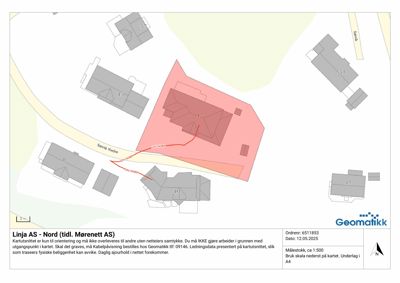 Situasjonsplan som viser tomtens beliggenhet i forhold til nabolag, veier (Sævik Vognvei) og eiendomsnummer.