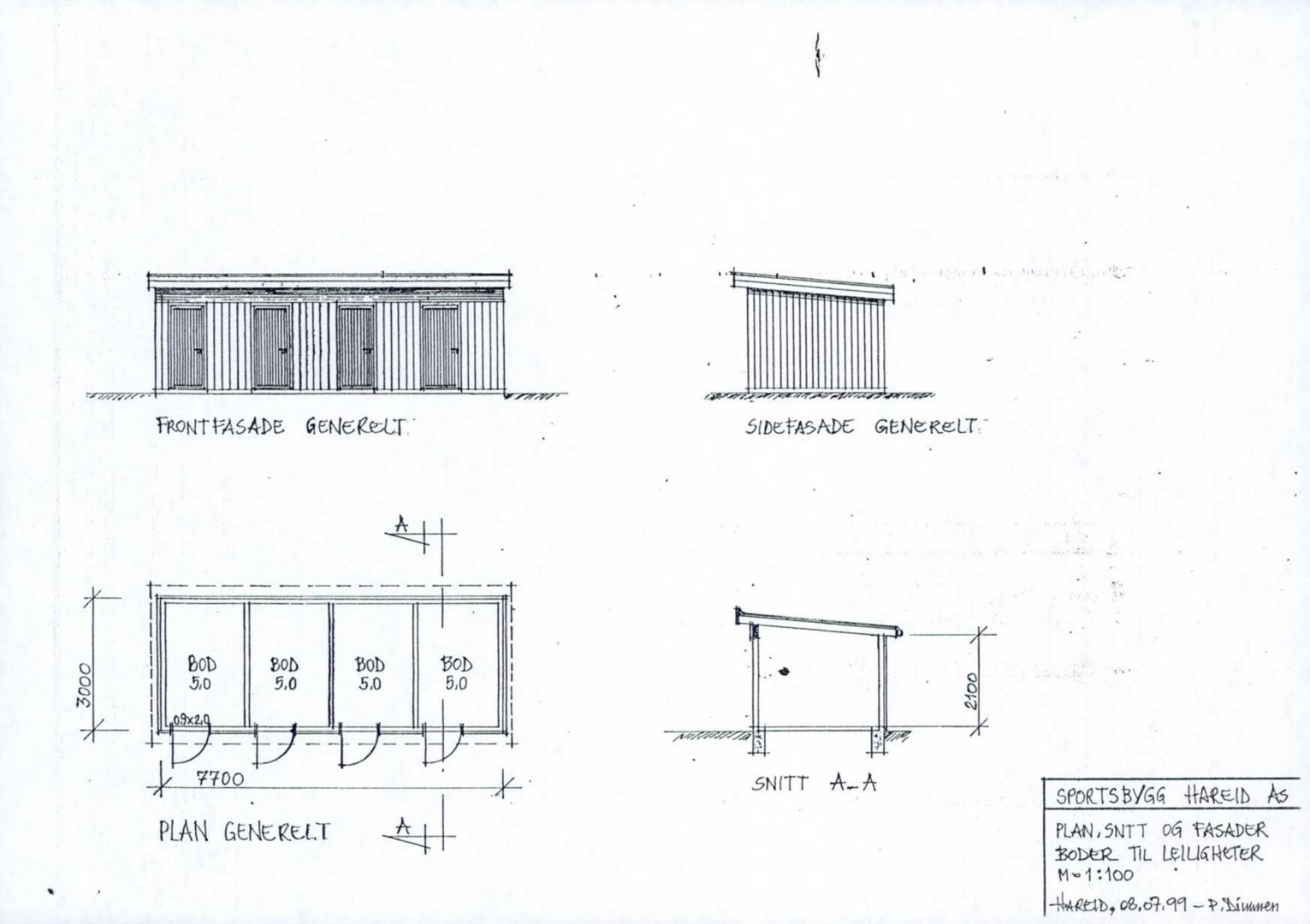 Tegning som viser front- og sidefasade, samt et snitt (A-A) av en bygning med fire boder.
