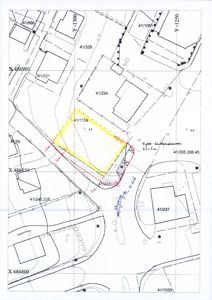 Situasjonsplan som viser tomtegrenser, nabotomter, veier og koordinater for et byggeområde.