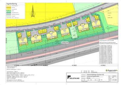 Situasjonsplan som viser tomtens grenser, plassering av bygninger (boliger og garasjer), veier, og arealopplysninger.