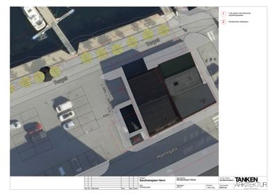 Et flyfoto over et byggeområde med overlagte tegninger, dimensjoner og merknader om eksisterende forhold.