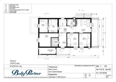 Hovedplan for 1. etasje som viser romfordeling, veggtyper og mål for et hus.