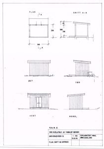 Bildet viser en tegning med en plan (PLAN) og et snitt (SNITT A-A) øverst, samt fire fasadeperspektiver (ØST, SØR, VEST, NORD) nederst.
