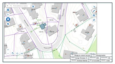 Situasjonsplan som viser tomtens beliggenhet, nabobebyggelse, vegforhold og målinger for et tiltak.