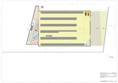 Etasjeplan (etasjeplan) som viser romfordeling, veggposisjon og dimensjoner for et bygg.