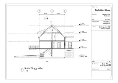 Snittegning som viser tverrsnittet av en bygning (Skeilidalen våningshus) med mål på høyder og romfordeling.