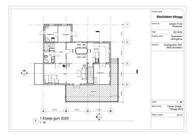 Etasjeplan (1. etasje) for en tilbygg til et vinklingshus, med romfordeling og mål.