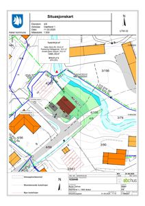 Situasjonskart som viser eiendomsgrenser, tomteareal, eksisterende og planlagte bygninger, samt vegnett i et lokalt område.
