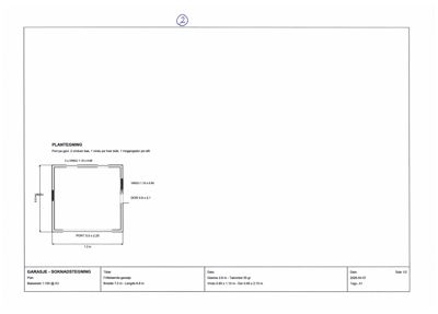 En plantegning (PLANTEGNING) av en frittstående garasje, som viser plassering av port, vinduer og dør med mål.