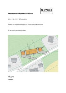 Situasjonsplan som viser bygningens plassering i forhold til Russerveien og naboeiendommer.