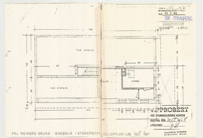 Etasjeplan (eller grunnplan) for en enebolig i Ståmerbakken, med rombetegnelser som 'FIVROM' og 'IKKE UTGRAVD', samt dimensjoner og arkitekttegningssignatur.