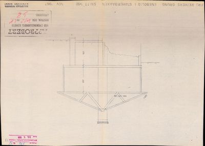 Snittegning av enebolig i Stamerbakken som viser takkonstruksjon, høyder og grunnplan.