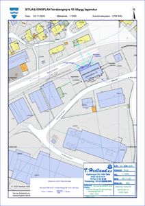 Situasjonsplan som viser bygningens plassering i forhold til nabolag, veier og tomtegrenser.