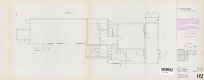 Etasjeplan eller plantegning som viser romfordeling, dører og veggkonstruksjoner.