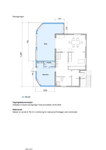 Plantegning som viser romfordeling (stue, soverom, toalett) og mål for en etasje.