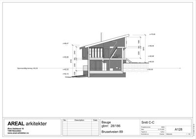 Snittegning (Snitt C-C) av en huskonstruksjon med høydeangivelser.