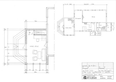 Snittegning som viser tverrsnitt gjennom en bolig med romfordeling (stue, gang) og konstruksjonsdetaljer.