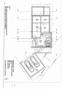 Etasjeplan (Plan U) som viser romfordeling, dører, vinduer og en alternativ plassering av garasje.
