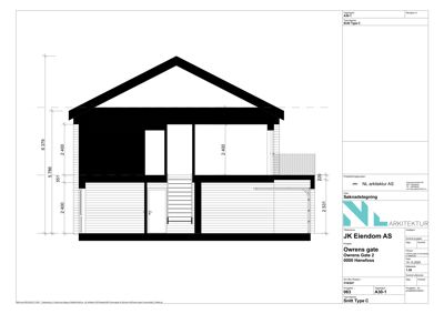 Snittegning (Snitt Type C) som viser bygningens tverrsnitt, høyder, trapp og konstruksjon.