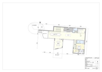 Etasjeplan (1. etasje) som viser romfordeling, dimensjoner og funksjoner i et hus.
