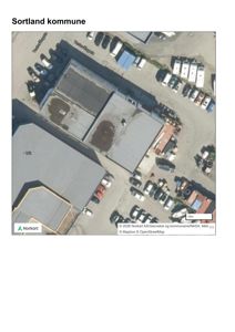 Flyfoto eller satellittbilde av et industriområde i Sortland kommune, med Norkart-logo og kartkilder.