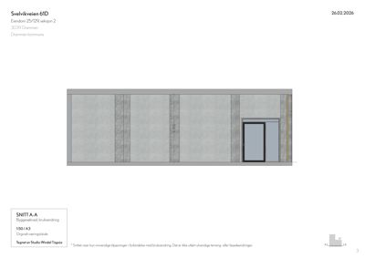 Snittegning (SNITT A-A) som viser tverrsnittet av en bygning med dør og vindusåpninger.