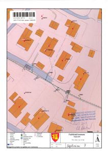 Situasjonsplan som viser tomtedeling, eiendomsnummer og infrastruktur i Fredrikstad kommune.