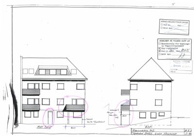 Fasadetegning som viser bygningens utseende sett fra sør og øst, inkludert vinduer, balkonger og takform.