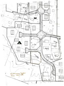 Situasjonsplan som viser tomtene (med areal i mål), bygningers plassering, veier og topografi.
