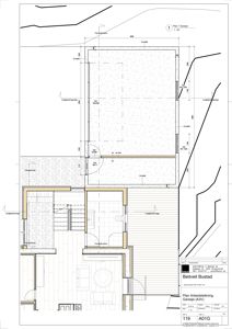 Etasjeplan (Plan 1 Garasje) som viser romfordeling, vegger, dører og dimensjoner for en garasje og tilstøtende trapp.
