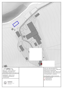 Gårdsplan (tomtekart) med bygningsplassering, eiendomsgrenser og driftsenterpunkt.
