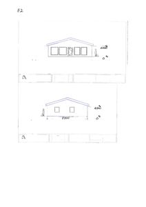 Bildet viser to fasadetegninger av en bygning sett fra fronten, med mål og vindusoppsett.