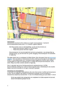 Situasjonskart som viser eiendomsgrenser, eksisterende hus, garasje og flomsone (H320_5).