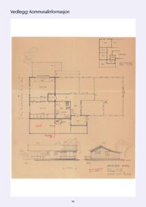 Bildet viser en tegning med etasjeplan (romfordeling) for en bygning, samt mindre fasadeoppriss og en situasjonsplan i øvre høyre hjørne.