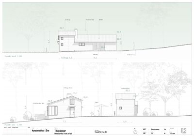 Fasadetegning som viser bygningens utseende fra nord og øst, inkludert høydemål og omgivelsene.