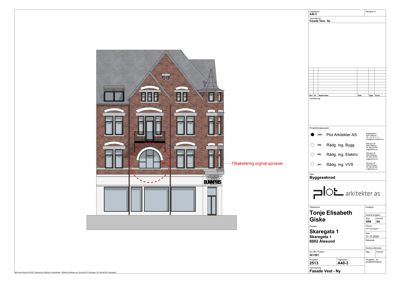 Fasadetegning som viser bygningens ytre utseende, inkludert vinduer, balkong og materialvalg (tredvegg).