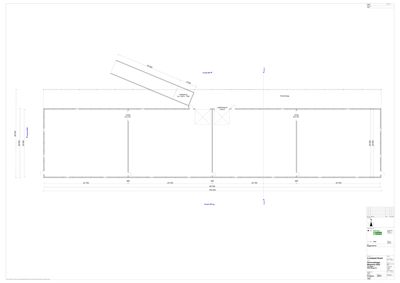 Etasjeplan eller grunnplan som viser romfordeling, vegger, dører og dimensjoner for en bygning.
