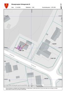 Situasjonsplan for eiendommen Kirkegrenda 53 som viser tomtegrenser, naboeiendommer, veier og målestokk.