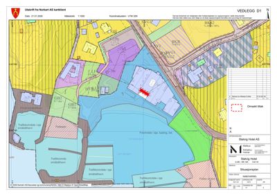 Situasjonsplan som viser tomtens beliggenhet i forhold til omgivelser, inkludert vann, veier og nabotomter.