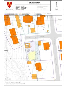 Situasjonskart som viser eiendomsnummer, adresse, dato, målestokk, nabolag, veier og topografi.