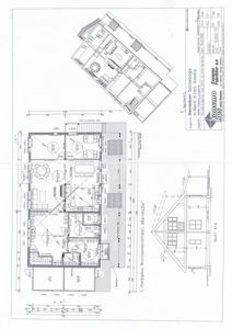 Bildet viser en etasjeplan (1. etasje) med romfordeling, dører, vinduer og dimensjoner, samt en snittegning (Snitt A-A) og en situasjonsplan.