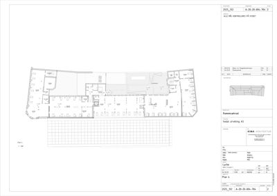 Etasjeplan (Plan 4) som viser romfordeling, vegger og dører for et bygg.