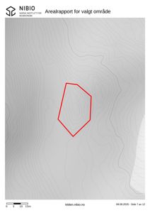 Kart over et område med høydeforhold (konturlinjer) og en markert tomt (rød polygon).