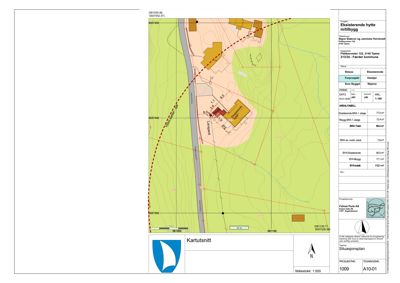 Situasjonsplan som viser eksisterende bygninger, topografi og planlagt utvidelse av en hytte.