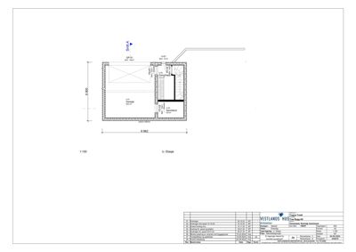 Etasjeplan for U. Etasje som viser romfordeling, dører, vinduer og dimensjoner.
