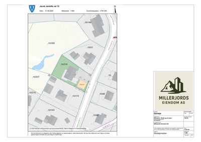 Situasjonsplan som viser tomtegrenser, nabotomter, eksisterende bygninger og veier i området.