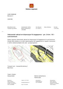 Bildet viser en situasjonsplan (tomtekart) som er inkludert i en saksendokumentasjon fra Statens vegvesen. Planen viser eiendomsgranser, bygningers plassering og topografi.