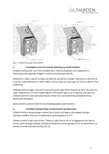 Tegning som viser etasjeplaner og takkonstruksjon for en bygning, med merking av vinduer, dører og takhøyder.